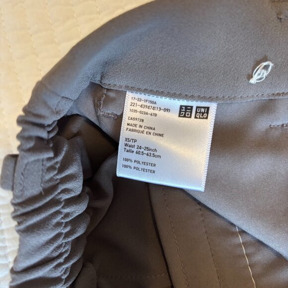 UNIQLO Smart Ankle Pants – XS – Warm Grey (Mushroom Taupe)  - Picture 7 of 9